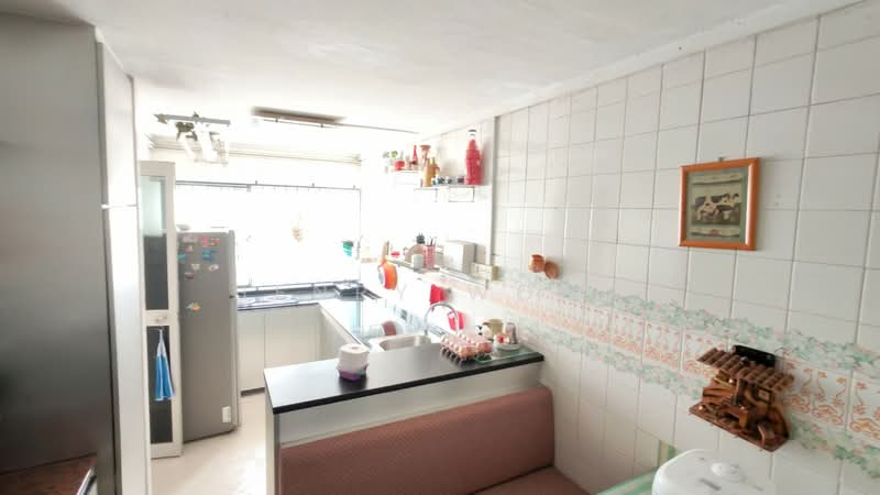 138 Marsiling Road, 138 Marsiling Road, 4 Bedrooms, 1,700 sqft, HDB Flat For Rent, by Henry Wong, 500231940 - Kitchen - PropertyGuru.com.sg