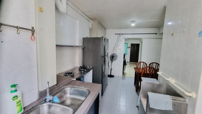 105 Serangoon North Avenue 1, 105 Serangoon North Avenue 1, 2 Bedrooms, 631 sqft, HDB Flat For Rent, by Sam Yap, 500231949 - Kitchen - PropertyGuru.com.sg