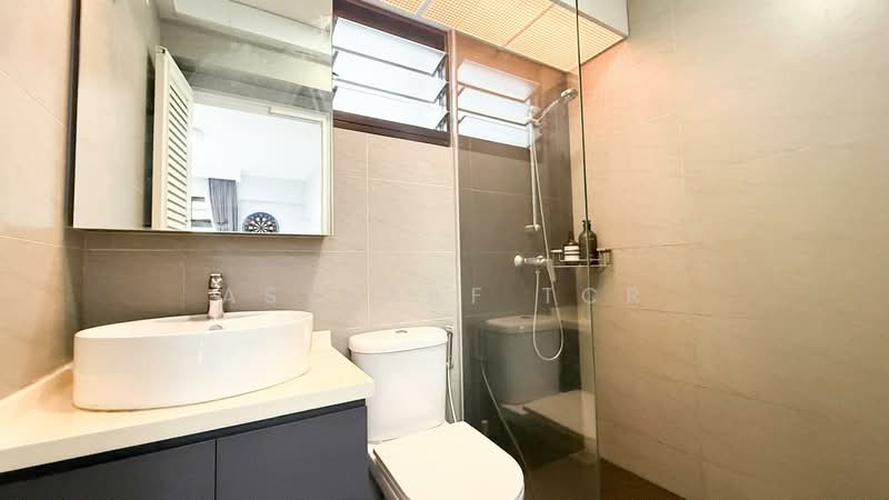 29 Ghim Moh Link, 29 Ghim Moh Link, 3 Bedrooms, 1,001 sqft, HDB Flat For Sale, by Asyraaf TCR, 500231951 - Bathroom - PropertyGuru.com.sg