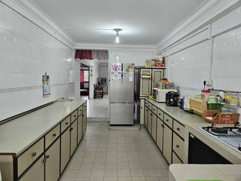 23 Marsiling Drive, 23 Marsiling Drive, 2 Bedrooms, 883 sqft, HDB Flat For Sale, by Priscilla Lee, 500231963 - Kitchen - PropertyGuru.com.sg