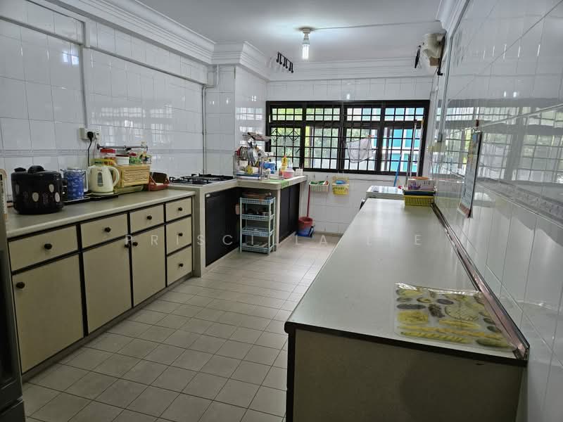 23 Marsiling Drive, 23 Marsiling Drive, 2 Bedrooms, 883 sqft, HDB Flat For Sale, by Priscilla Lee, 500231963 - Kitchen - PropertyGuru.com.sg