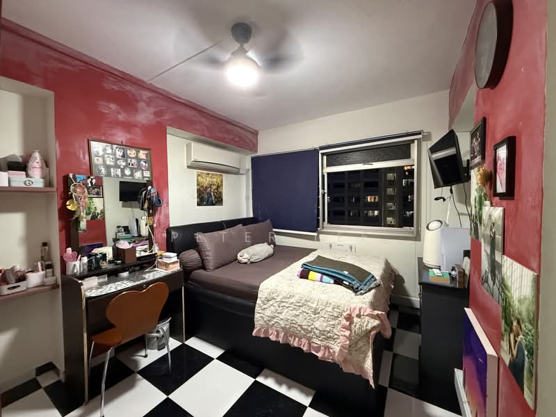 876 Woodlands Avenue 9, 876 Woodlands Avenue 9, 3 Bedrooms, 1,302 sqft, HDB Flat For Sale, by Peter Lee, 500231967 - Bedroom - PropertyGuru.com.sg