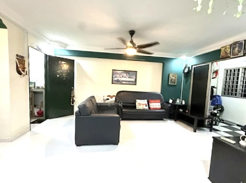 876 Woodlands Avenue 9, 876 Woodlands Avenue 9, 3 Bedrooms, 1,302 sqft, HDB Flat For Sale, by Peter Lee, 500231967 - Living Room - PropertyGuru.com.sg