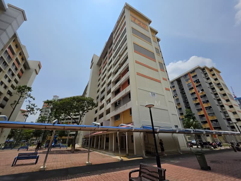 729 Clementi West Street 2, 729 Clementi West Street 2, 2 Bedrooms, 732 sqft, HDB Flat For Sale, by Jaime Lim, 500231970 - Exterior - PropertyGuru.com.sg