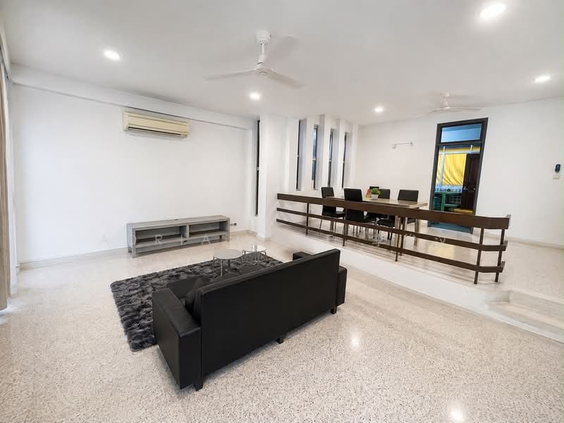 689460, 178 Choa Chu Kang Avenue 1, Room Rental, 150 sqft, Semi-Detached House For Rent, by Adrian Lee 李俊汶, 500231971 - Living Room - PropertyGuru.com.sg