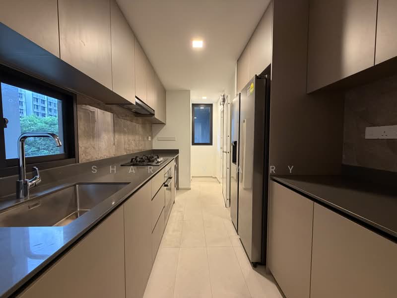 Norwood Grand, , 4 Bedrooms, 1,313 sqft, Condominium For Sale, by Sharmiyla Ry, 500231978 - Kitchen - PropertyGuru.com.sg