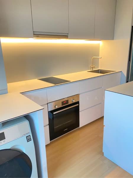 35 Teban Gardens Road, 35 Teban Gardens Road, 1 Bedroom, 200 sqft, HDB Flat For Rent, by Trevor Leau, 500231979 - PropertyGuru.com.sg