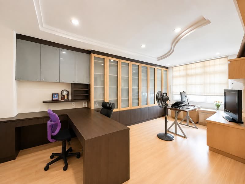 Corner Terrace 2.5 storey 6 bedroom, , 6 Bedrooms, 4,000 sqft, Corner Terrace For Sale, by Shawa G B, 500231988 - Study - PropertyGuru.com.sg