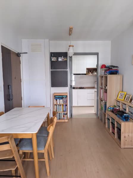 30 Margaret Drive, 30 Margaret Drive, 2 Bedrooms, 667 sqft, HDB Flat For Sale, by Mitch Soh, 500231991 - Dining Room - PropertyGuru.com.sg