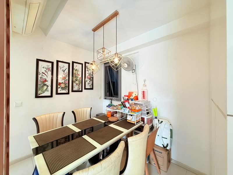 The Visionaire, 200 Canberra Drive, 3 Bedrooms, 980 sqft, Executive Condominium For Sale, by James Yeo, 500231992 - Dining Room - PropertyGuru.com.sg