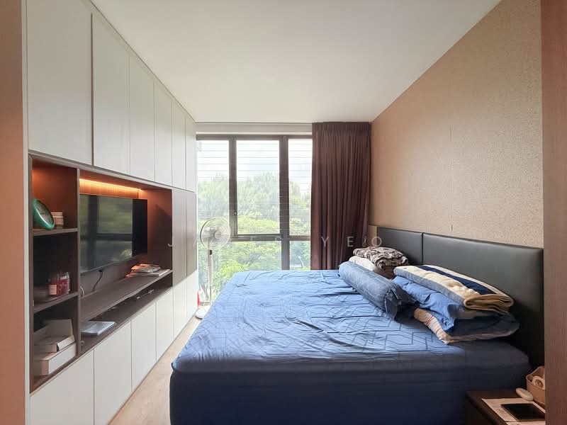 The Visionaire, 200 Canberra Drive, 3 Bedrooms, 980 sqft, Executive Condominium For Sale, by James Yeo, 500231992 - Bedroom - PropertyGuru.com.sg