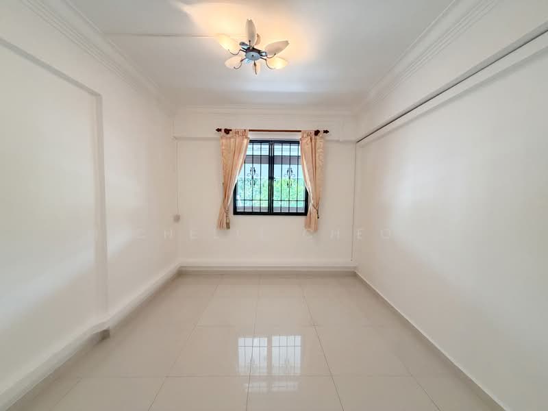 322 Hougang Avenue 5, 322 Hougang Avenue 5, 2 Bedrooms, 720 sqft, HDB Flat For Sale, by Michelle Cheong, 500232003 - Interior - PropertyGuru.com.sg