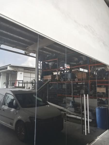 Pioneer Centre, 1 Soon Lee Street, 1,485 sqft, Factory / Workshop (B2) For Sale, by Glen Ong, 500232015 - Exterior - CommercialGuru.com.sg
