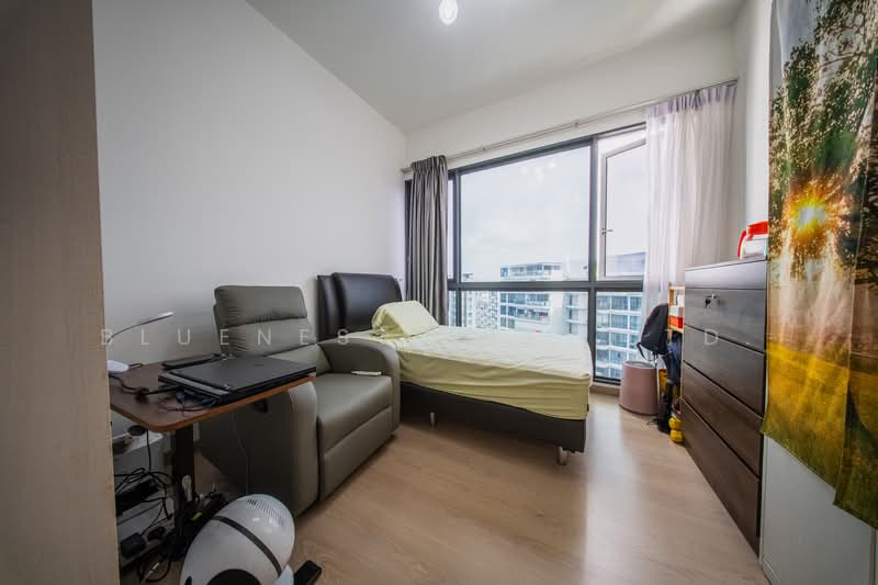 Riversound Residence, 9 Sengkang East Avenue, 3 Bedrooms, 2,195 sqft, Condominium For Sale, by CLARENCE LIANG, 500232019 - Bedroom - PropertyGuru.com.sg