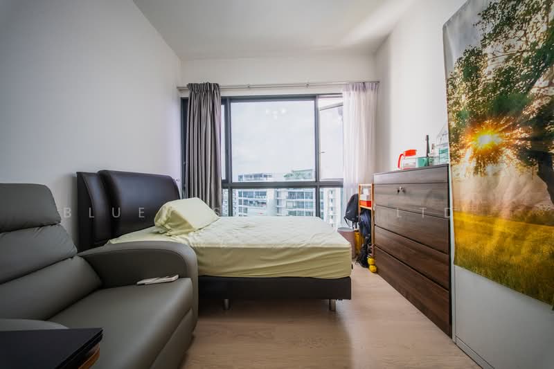 Riversound Residence, 9 Sengkang East Avenue, 3 Bedrooms, 2,195 sqft, Condominium For Sale, by CLARENCE LIANG, 500232019 - Bedroom - PropertyGuru.com.sg