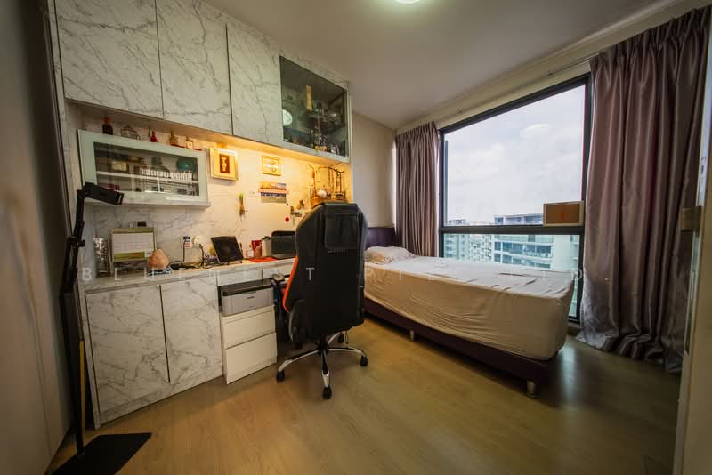 Riversound Residence, 9 Sengkang East Avenue, 3 Bedrooms, 2,195 sqft, Condominium For Sale, by CLARENCE LIANG, 500232019 - Bedroom - PropertyGuru.com.sg