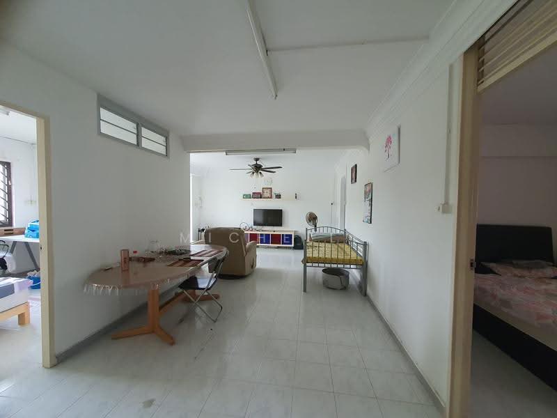 1 Toh Yi Drive, 1 Toh Yi Drive, Clementi Park / Upper Bukit Timah, 4 Bedrooms, 1,313 sqft, HDB Flat For Sale, by Michelle Tan, 500232028 - Living Room - PropertyGuru.com.sg