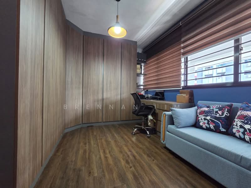 408 Jurong West Street 42, 408 Jurong West Street 42, 3 Bedrooms, 1,496 sqft, HDB Flat For Sale, by Brennan Lim, 500232030 - Study - PropertyGuru.com.sg