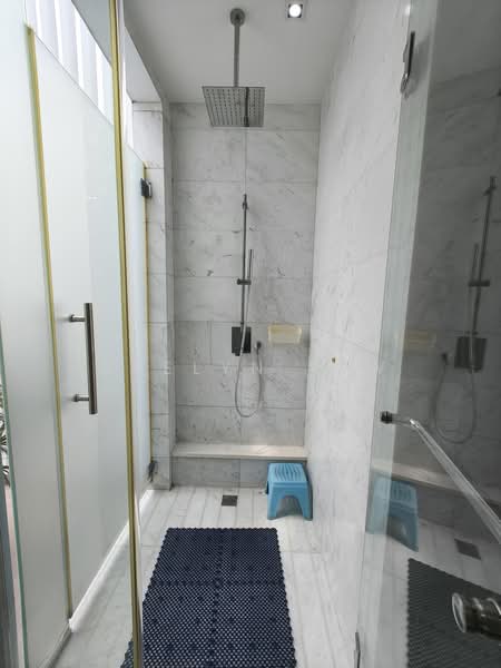 Kovan Residences, 7A Kovan Road, 4 Bedrooms, 3,283 sqft, Condominium For Rent, by Evelyn Yew, 500232041 - Bathroom - PropertyGuru.com.sg