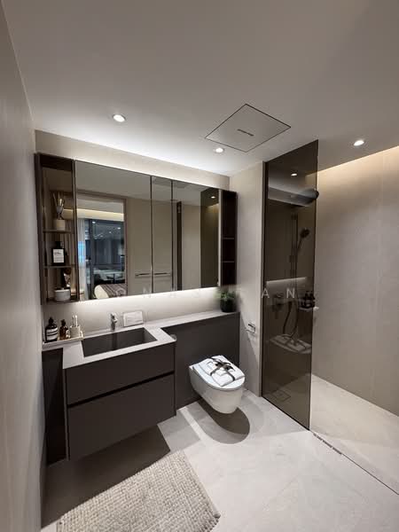 Union Square Residences, 28 Havelock Road,, 2 Bedrooms, 700 sqft, Condominium For Sale, by Jonas Tan, 500232047 - Bathroom - PropertyGuru.com.sg