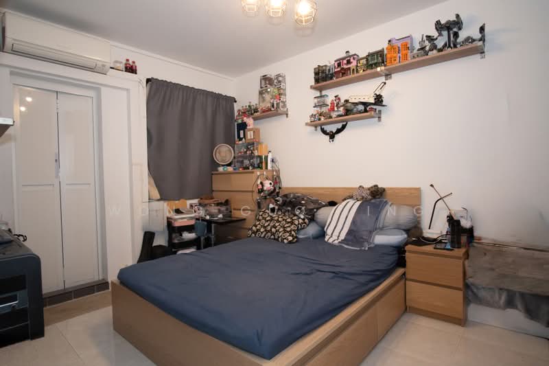 908 Jurong West Street 91, 908 Jurong West Street 91, 2 Bedrooms, 785 sqft, HDB Flat For Sale, by Wong Guo Jing, 500232050 - Bedroom - PropertyGuru.com.sg