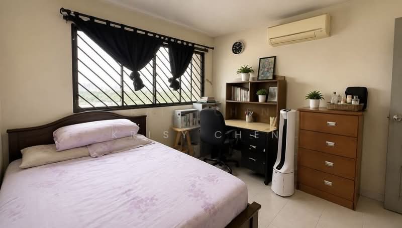 163 Bishan Street 13, 163 Bishan Street 13, 3 Bedrooms, 1,302 sqft, HDB Flat For Sale, by Krisy Chen, 500232058 - Bedroom - PropertyGuru.com.sg