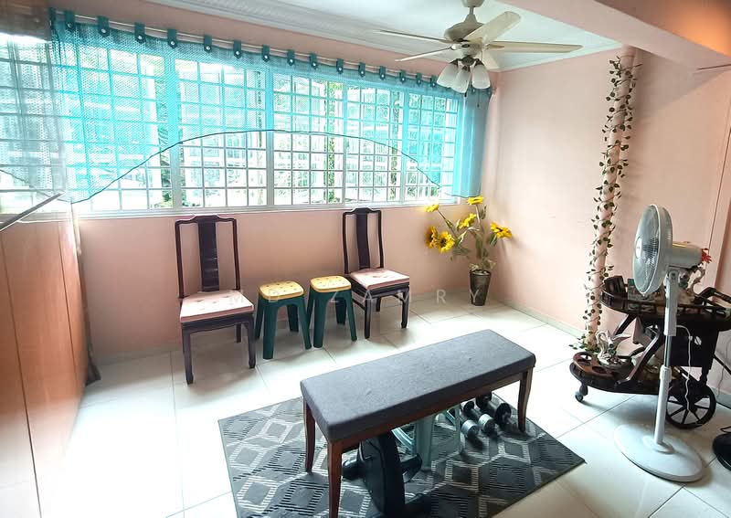 127 Tampines Street 11, 127 Tampines Street 11, 3 Bedrooms, 1,420 sqft, HDB Flat For Sale, by Md Zamry, 500232059 - Balcony - PropertyGuru.com.sg