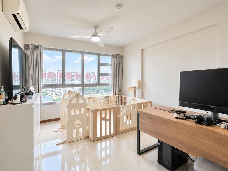 109D Canberra Walk, 109D Canberra Walk, Sembawang / Yishun, 2 Bedrooms, 721 sqft, HDB Flat For Sale, by Serene Chong, 500232060 - Living/dining - PropertyGuru.com.sg