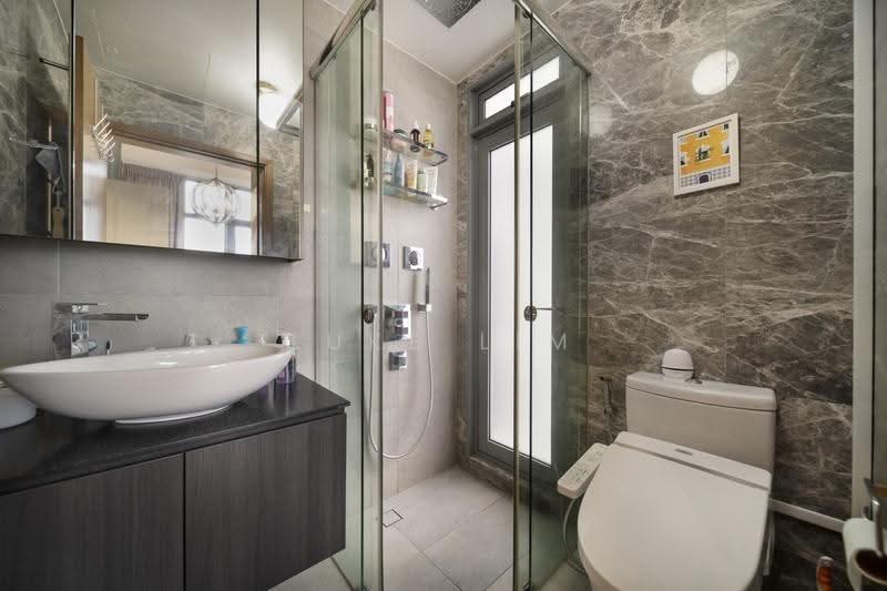 Spottiswoode Suites, 16 Spottiswoode Park Road, Chinatown / Tanjong Pagar, 2 Bedrooms, 581 sqft, Condominium For Sale, by Luke Lim, 500232075 - Bathroom - PropertyGuru.com.sg