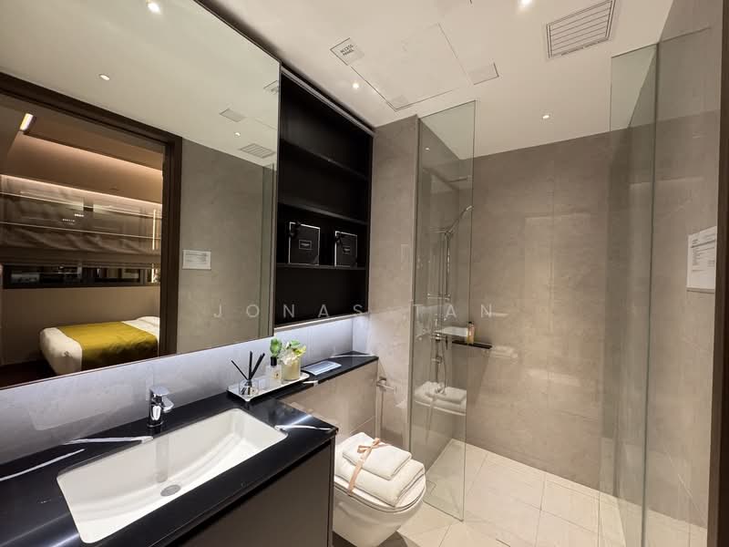 One Marina Gardens, 3 Marina Gardens Lane, Boat Quay / Raffles Place / Marina, 2 Bedrooms, 657 sqft, Condominium For Sale, by Jonas Tan, 500232076 - Bathroom - PropertyGuru.com.sg