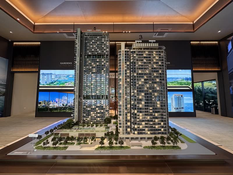 One Marina Gardens, 3 Marina Gardens Lane, Boat Quay / Raffles Place / Marina, 2 Bedrooms, 657 sqft, Condominium For Sale, by Jonas Tan, 500232076 - Exterior - PropertyGuru.com.sg