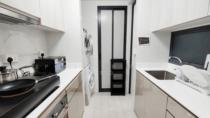 The Clement Canopy, 18 Clementi Avenue 1, Room Rental, 100 sqft, Condominium For Rent, by Bespoke Habitat Pte Ltd, 500232084 - 26-10 Kitchen - PropertyGuru.com.sg