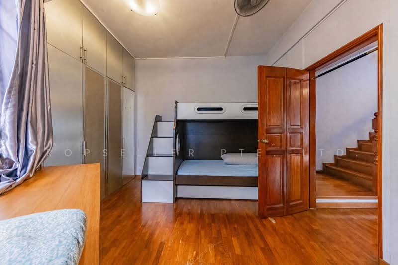 Semi D in D21 Upper Bukit Timah, , 4 Bedrooms, 2,868 sqft, Semi-Detached House For Sale, by Wes Teo, 500232085 - Bedroom - PropertyGuru.com.sg