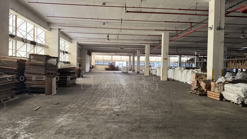 Pioneer ramp up warehouse 5Ksqft / 16Ksqft / 24Ksqft / 40Ksqft, Boon Lay / Jurong / Tuas, 16,300 sqft, Warehouse For Rent, by HO LI LI, 500232087 - Interior - CommercialGuru.com.sg