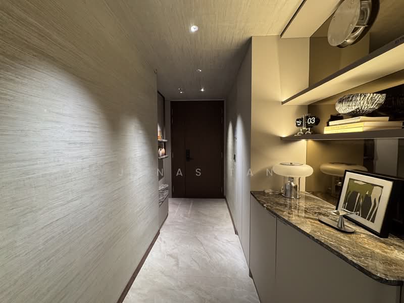 One Marina Gardens, 3 Marina Gardens Lane, Boat Quay / Raffles Place / Marina, 3 Bedrooms, 1,012 sqft, Apartment For Sale, by Jonas Tan, 500232091 - Entrance - PropertyGuru.com.sg