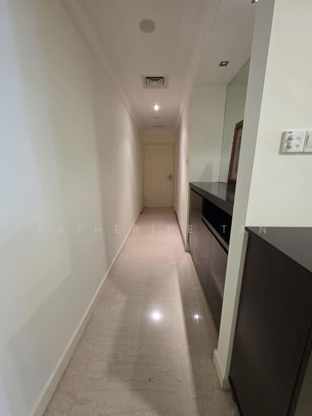 Holt Residences, 5 Holt Road, 4 Bedrooms, 2,056 sqft, Condominium For Rent, by Katherine Tan, 500232095 - Corridor - PropertyGuru.com.sg