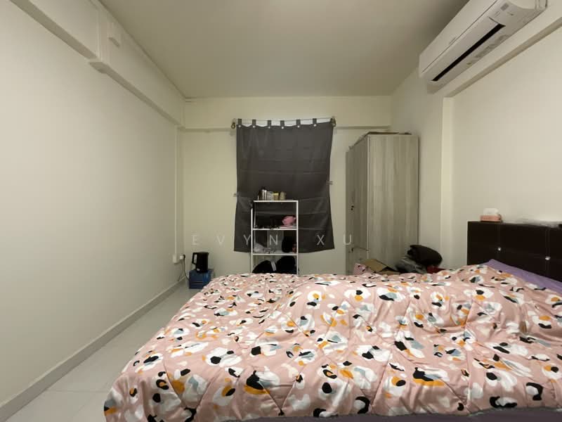 530 Bedok North Street 3, 530 Bedok North Street 3, Room Rental, 150 sqft, HDB Flat For Rent, by Evyn Xu, 500232101 - Bedroom - PropertyGuru.com.sg