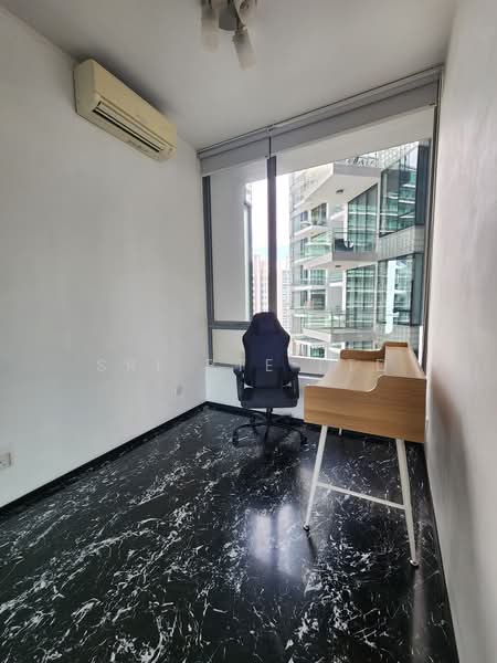 Helios Residences, 15 Cairnhill Circle, 2 Bedrooms, 1,281 sqft, Condominium For Rent, by VINCENT LYE, 500232126 - Study - PropertyGuru.com.sg