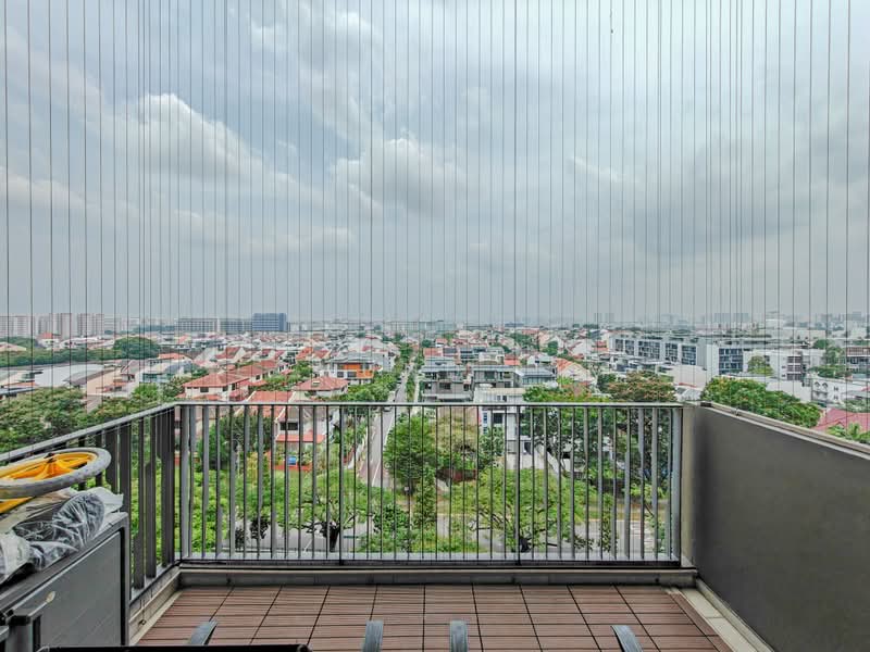 The Topiary, 21 Fernvale Lane, 3 Bedrooms, 1,044 sqft, Executive Condominium For Sale, by Edmund Lim, 500232135 - Balcony - PropertyGuru.com.sg