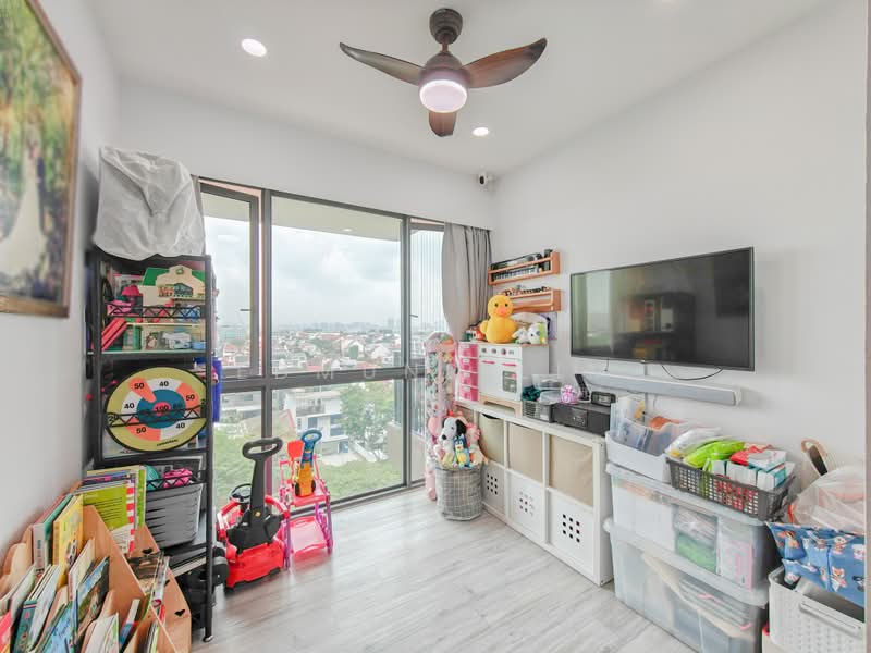 The Topiary, 21 Fernvale Lane, 3 Bedrooms, 1,044 sqft, Executive Condominium For Sale, by Edmund Lim, 500232135 - Study - PropertyGuru.com.sg