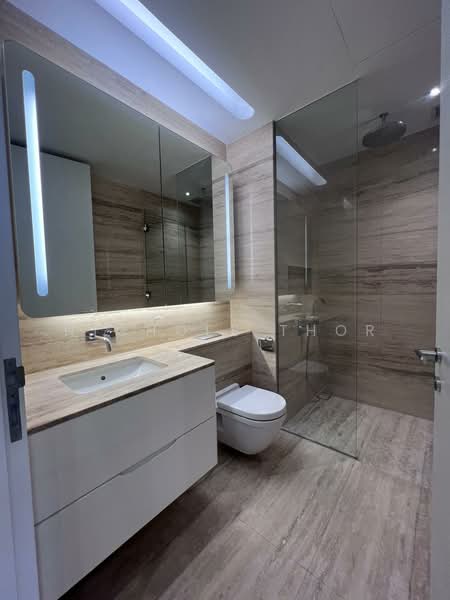 Lloyd SixtyFive, 65 Lloyd Road, 1 Bedroom, 872 sqft, Condominium For Rent, by Nichole Thor, 500232136 - Bathroom - PropertyGuru.com.sg