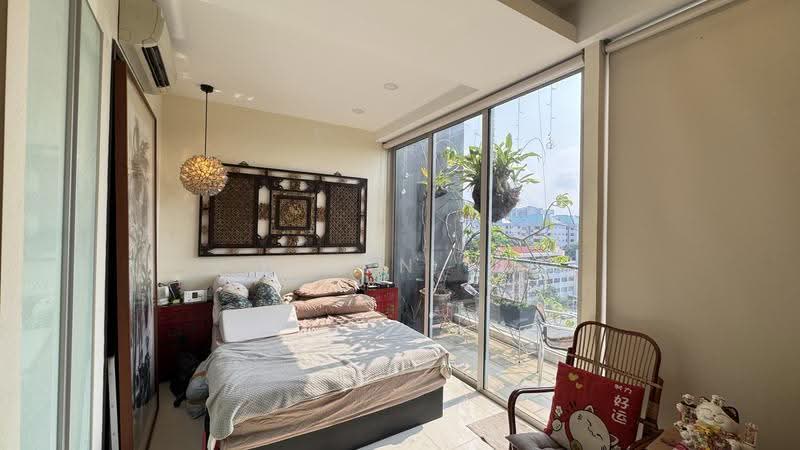 The Water Edge @ Geylang, 8 Lorong 38 Geylang, Eunos / Geylang / Paya Lebar, 1 Bedroom, 1,313 sqft, Condominium For Sale, by Jolyn Fo, 500232157 - Bedroom - PropertyGuru.com.sg