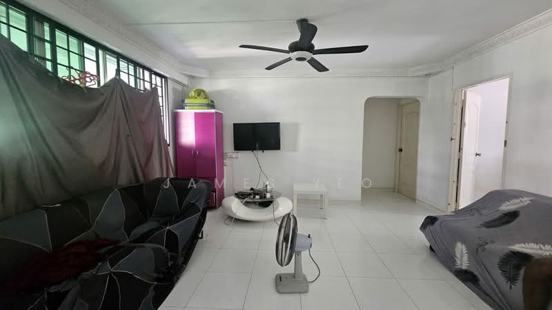 934 Jurong West Street 91, 934 Jurong West Street 91, 3 Bedrooms, 1,119 sqft, HDB Flat For Sale, by James Yeo, 500232161 - Living Room - PropertyGuru.com.sg