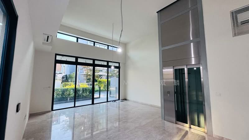 BELGRAVIA ACE, Seletar / Yio Chu Kang, 5 Bedrooms, 3,929 sqft, Cluster House For Sale, by Lex Lim 林双麟, 500232165 - Living Room - PropertyGuru.com.sg