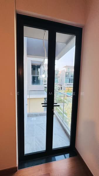 BELGRAVIA ACE, Seletar / Yio Chu Kang, 5 Bedrooms, 3,929 sqft, Cluster House For Sale, by Lex Lim 林双麟, 500232165 - Balcony - PropertyGuru.com.sg