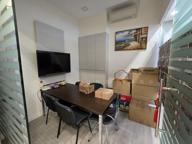 CT Hub, 2 Kallang Avenue, 969 sqft, Light Industrial (B1) For Rent, by Chua Yong Kang, 500232170 - Interior - CommercialGuru.com.sg