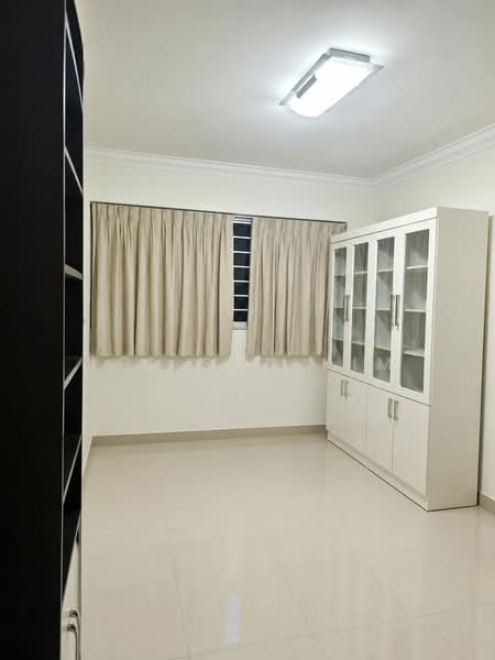263 Jurong East Street 24, 263 Jurong East Street 24, 3 Bedrooms, 1,302 sqft, HDB Flat For Sale, by Lee Soo Kim, 500232173 - Common Room - PropertyGuru.com.sg