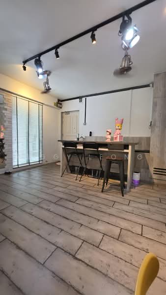 101 Henderson Crescent, 101 Henderson Crescent, 3 Bedrooms, 796 sqft, HDB Flat For Rent, by Peggy Leong, 500232185 - Living and Dinning - PropertyGuru.com.sg