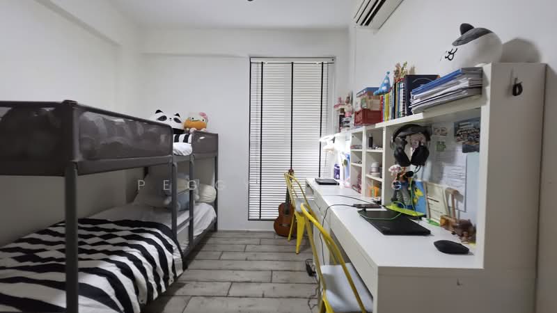 101 Henderson Crescent, 101 Henderson Crescent, 3 Bedrooms, 796 sqft, HDB Flat For Rent, by Peggy Leong, 500232185 - Bedroom 2 - PropertyGuru.com.sg