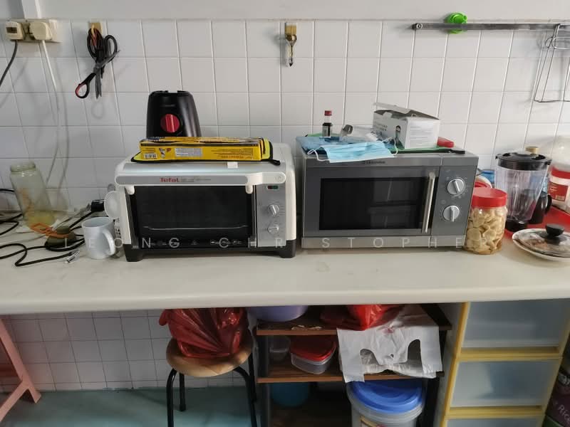825 Yishun Street 81, 825 Yishun Street 81, Room Rental, 785 sqft, HDB Flat For Rent, by Leong Christopher, 500232190 - Kitchen - PropertyGuru.com.sg